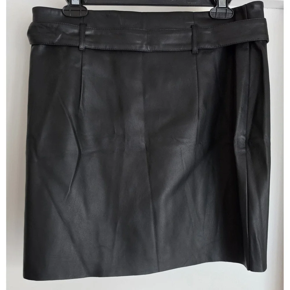 NWT‎ Express Women's Mini Skirt Size 12 Black Faux Leather Biker Moto